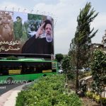 «شهید جمهور» بر دیوارنگاره میدان انقلاب نقش بست
