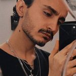 دانلود آهنگ نویان با تو کنار دریا صدای آب میباره رو سرمون