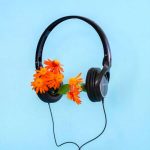 دانلود آهنگ من آدم آرومیم بازی نکو با روحیم ترند