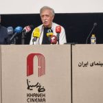 اسعدیان: کارت گرفتن وزارت ارشاد برای «پیر پسر» و «همایون شجریان» افتخار است