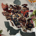 تلفیق هنر دستبافت و آینه در «آیینه نگار» سعدآباد/ ققنوس ایرانی بر نقشه دستبافته‌های اصیل می‌درخشد